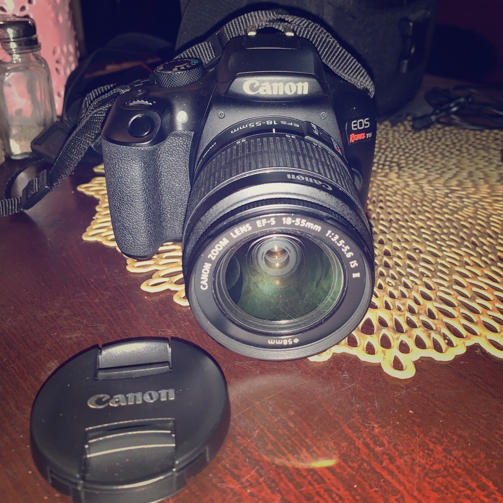 Canon EOS Rebel T6 Camera